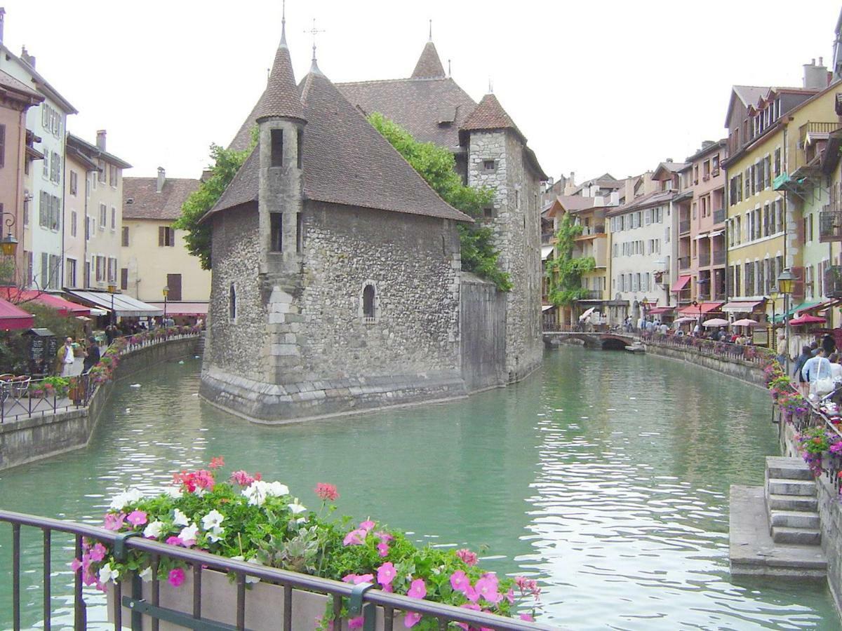 Ferienwohnung Lac D'Annecy-Col De La Forclaz Montmin Exterior foto
